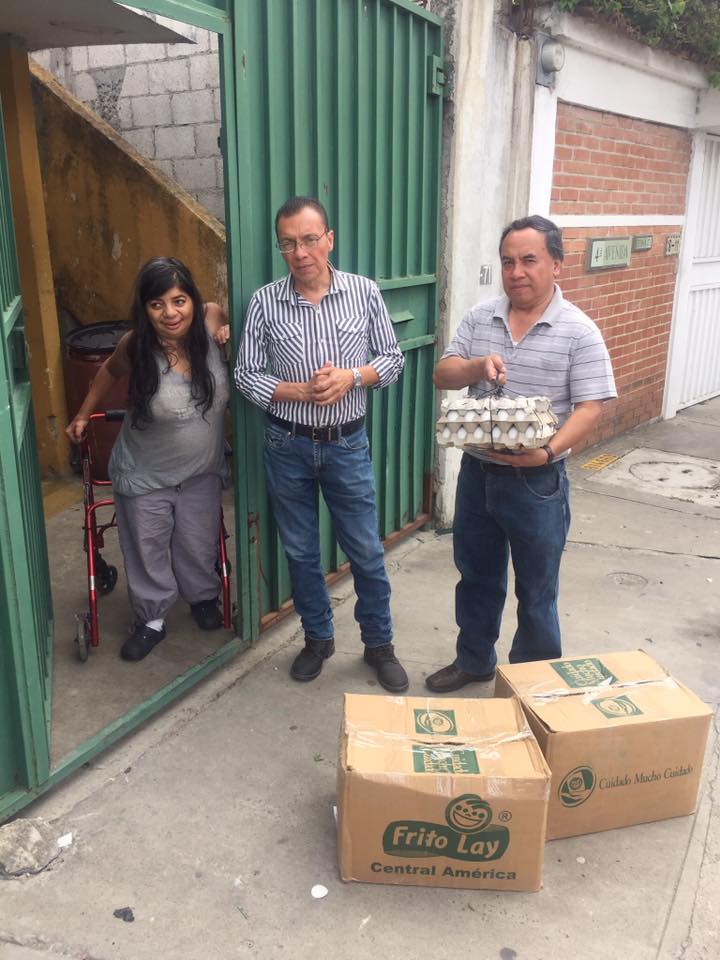 Seguimos con nuestra labor de ayuda a las personas más necesitadas